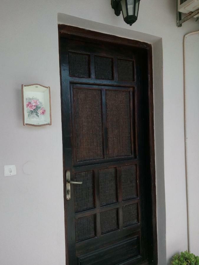 Εmmi Apartment Koutsounári Bagian luar foto